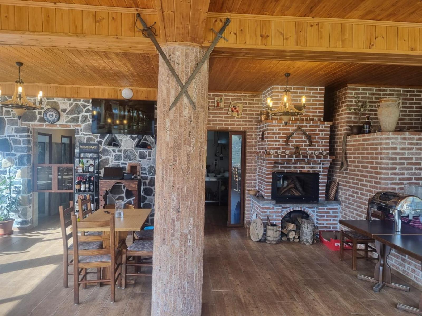 Theth Kompleksi Gjoni Bagian luar foto